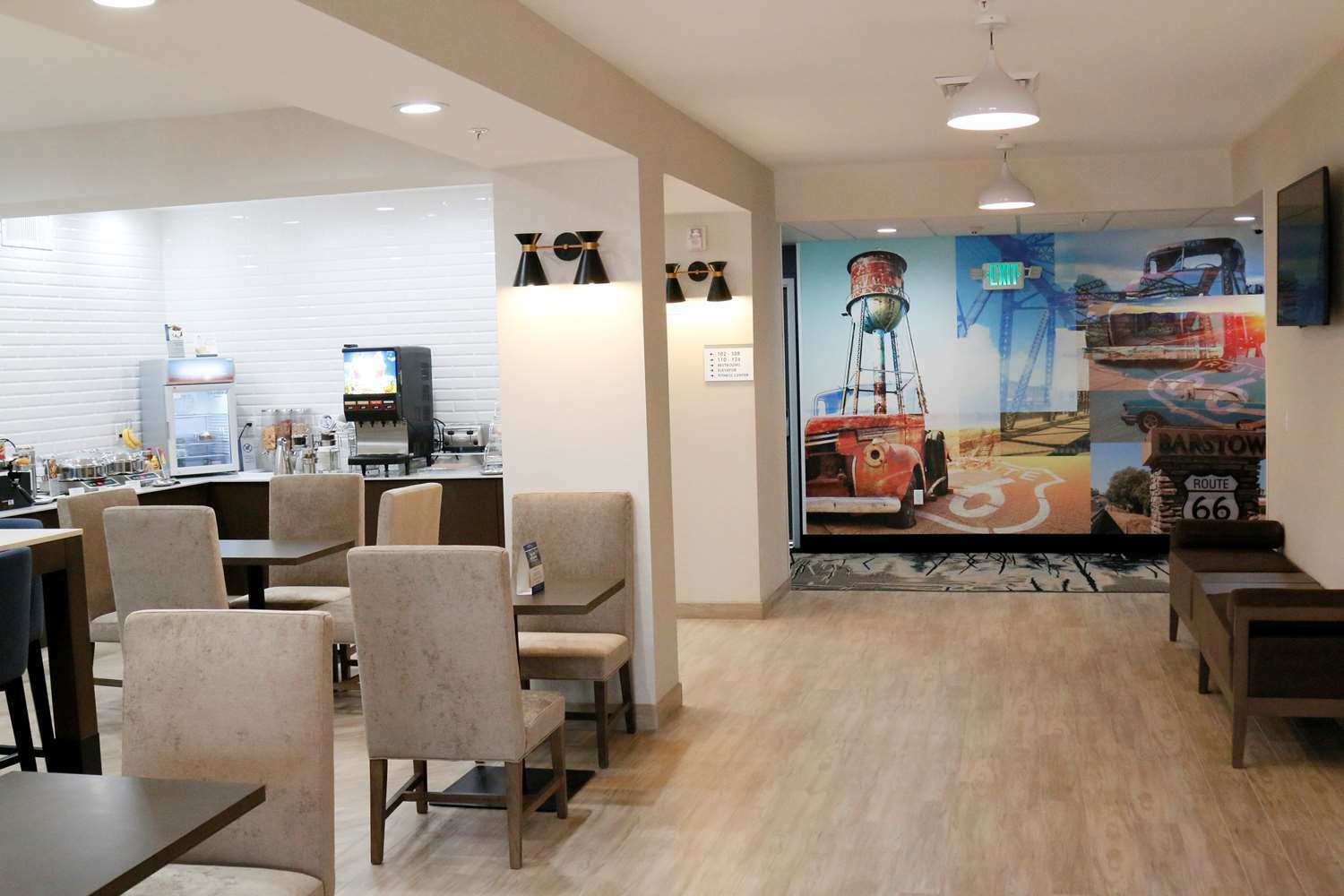 Western New & 3* Barstow