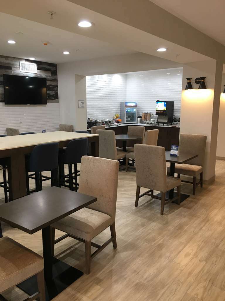 Western New & Hotel 3*